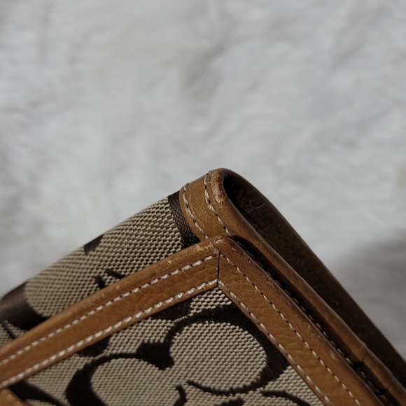 Coach Long bifold Wallet In Signature Canvas - Picture 6 of 16